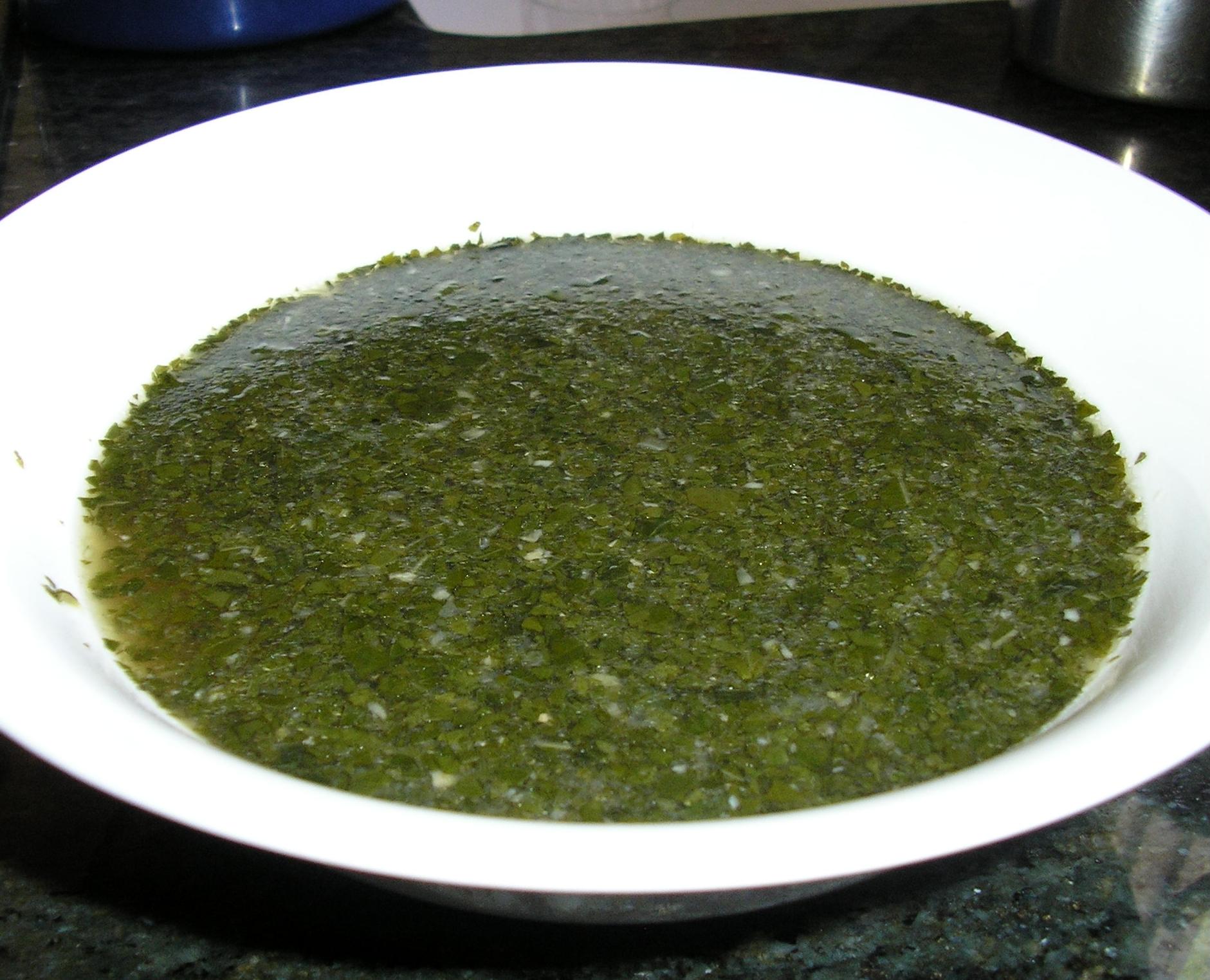 Mouloukhiya được làm từ rau cẩm quỳ