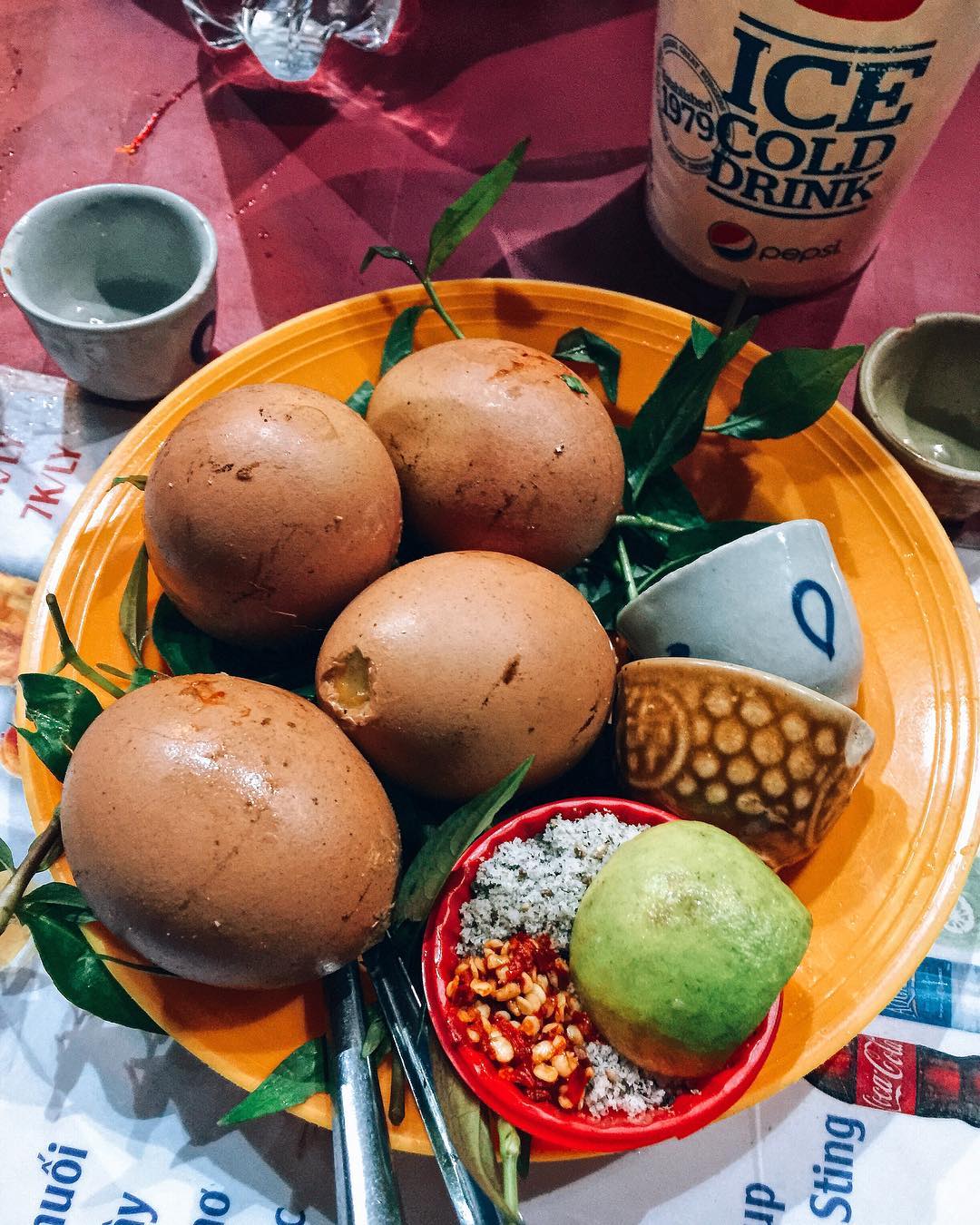 Càn quét nền ẩm thực Sài Gòn chỉ với 15000 đồng