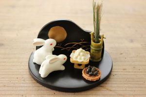 Bánh Tsukimi-dango – món ăn Trung Thu của Người Nhật Bản